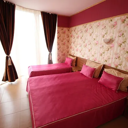 семеен идън