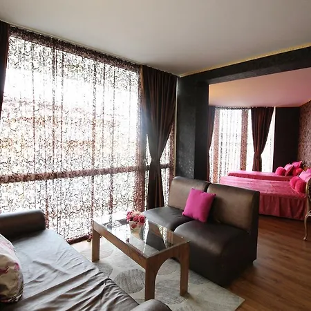 Otel семеен идън 3*