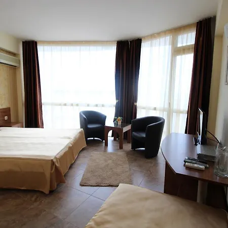 семеен идън Szálloda 3*