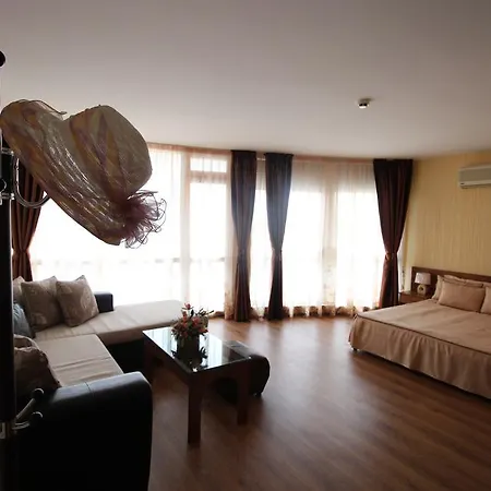 семеен идън ホテル