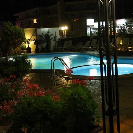 семеен идън Otel