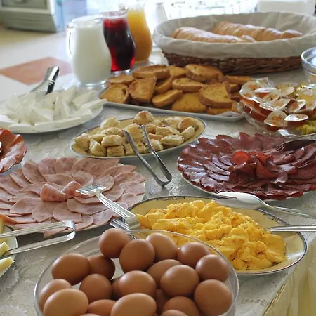 семеен идън Otel 3*