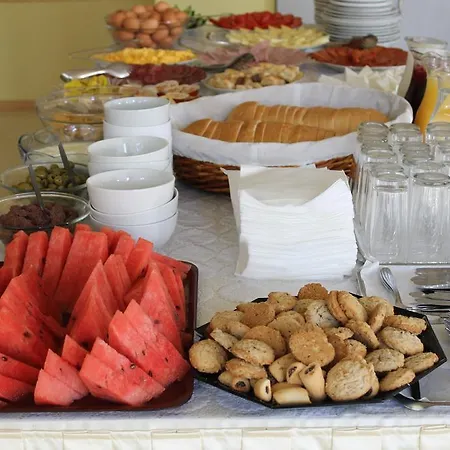 семеен идън Otel 3*